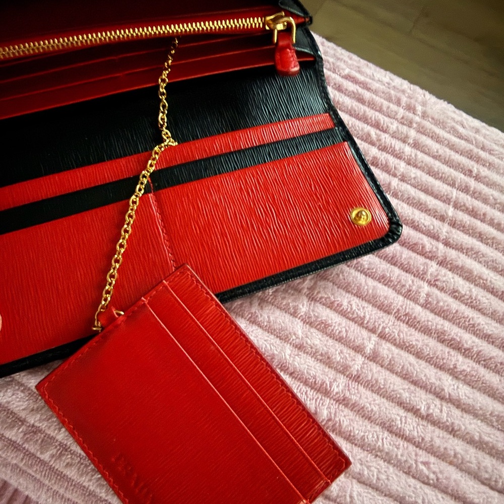 Prada Black Textured Clutch with Gold Accents - Picture 5 of 9